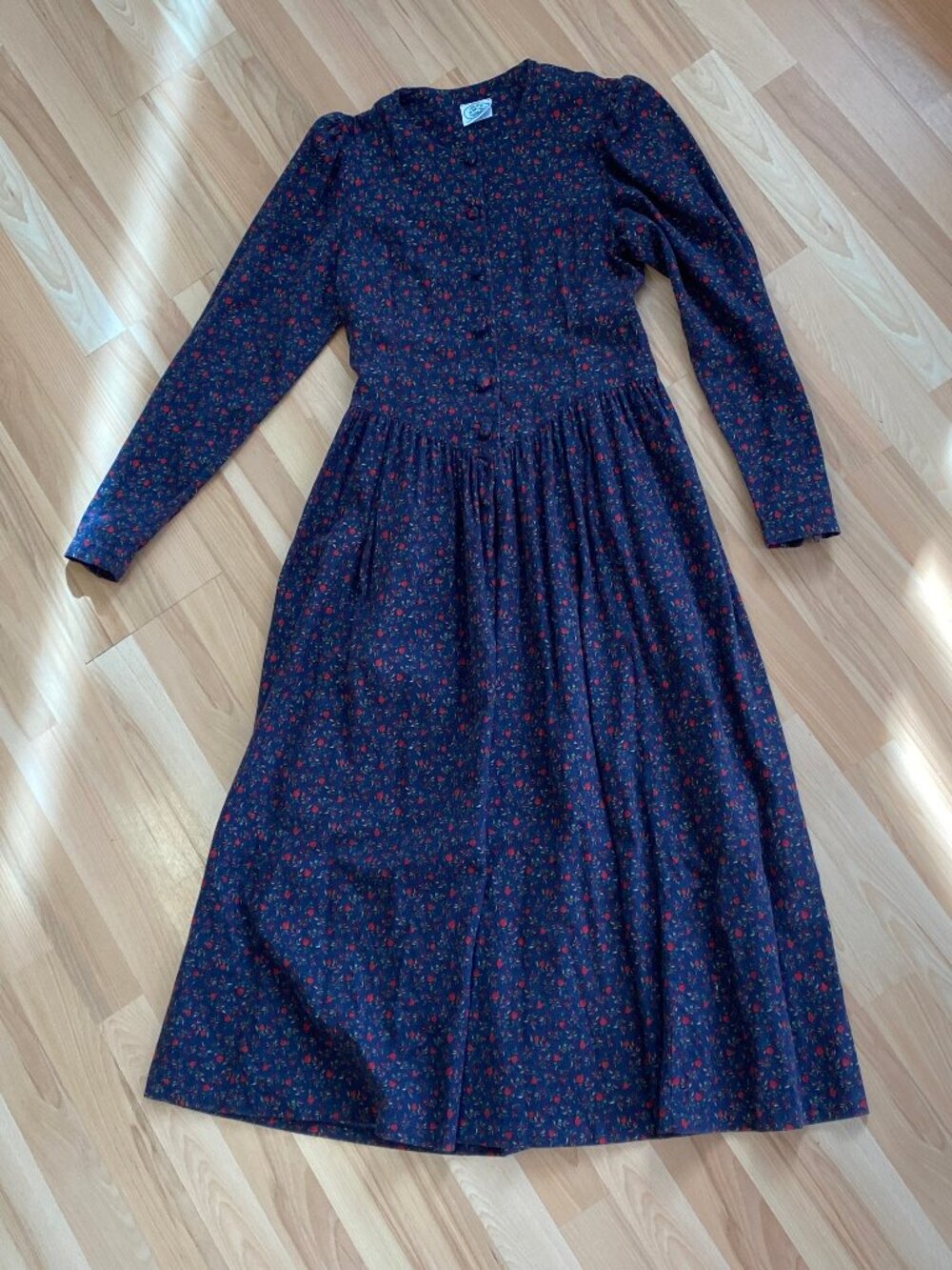 Laura Ashley midi dress. S- M